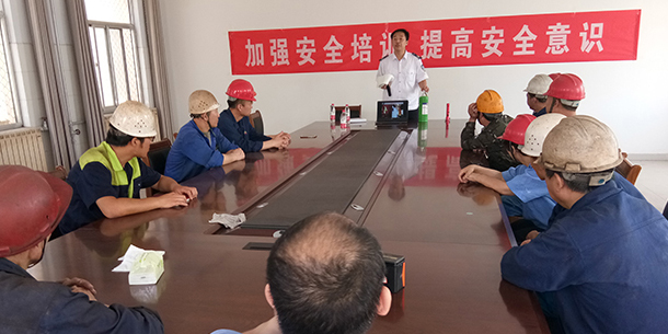 宏升机械开展“珍爱生命，远离火灾”消防安全宣传教育培训